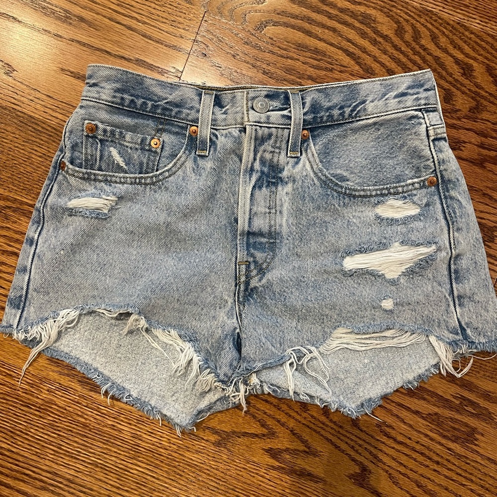 Levi’s 501 denim shorts